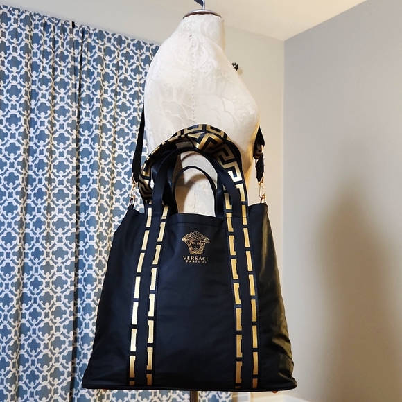 Versace Parfumes XL Grecca Tote - Picture 17 of 17